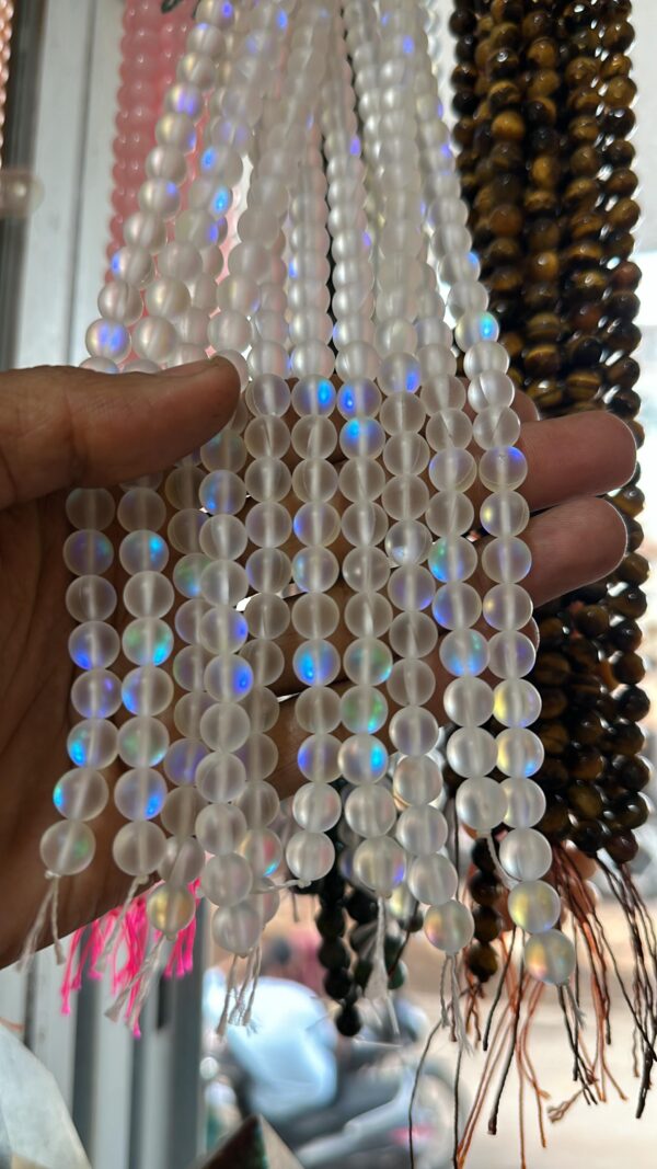 Flame Aura White