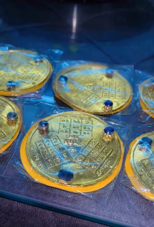 Rahu Ketu Shani Yantra with Gems